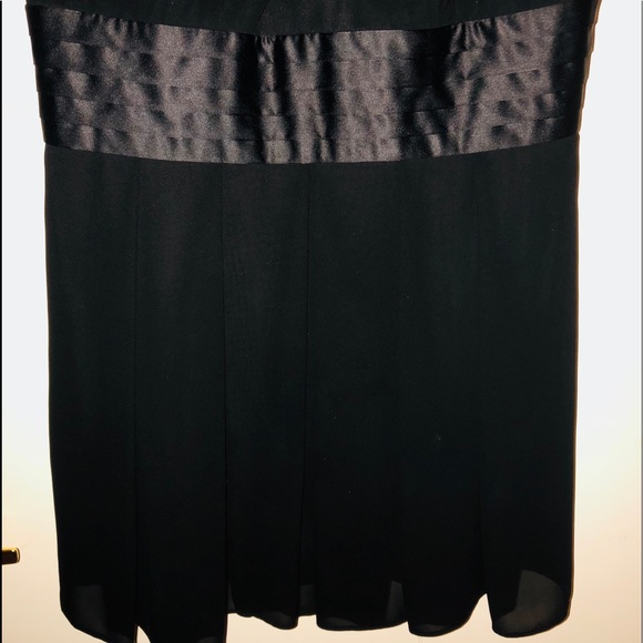 White household black market dress - Picture 2 of 8